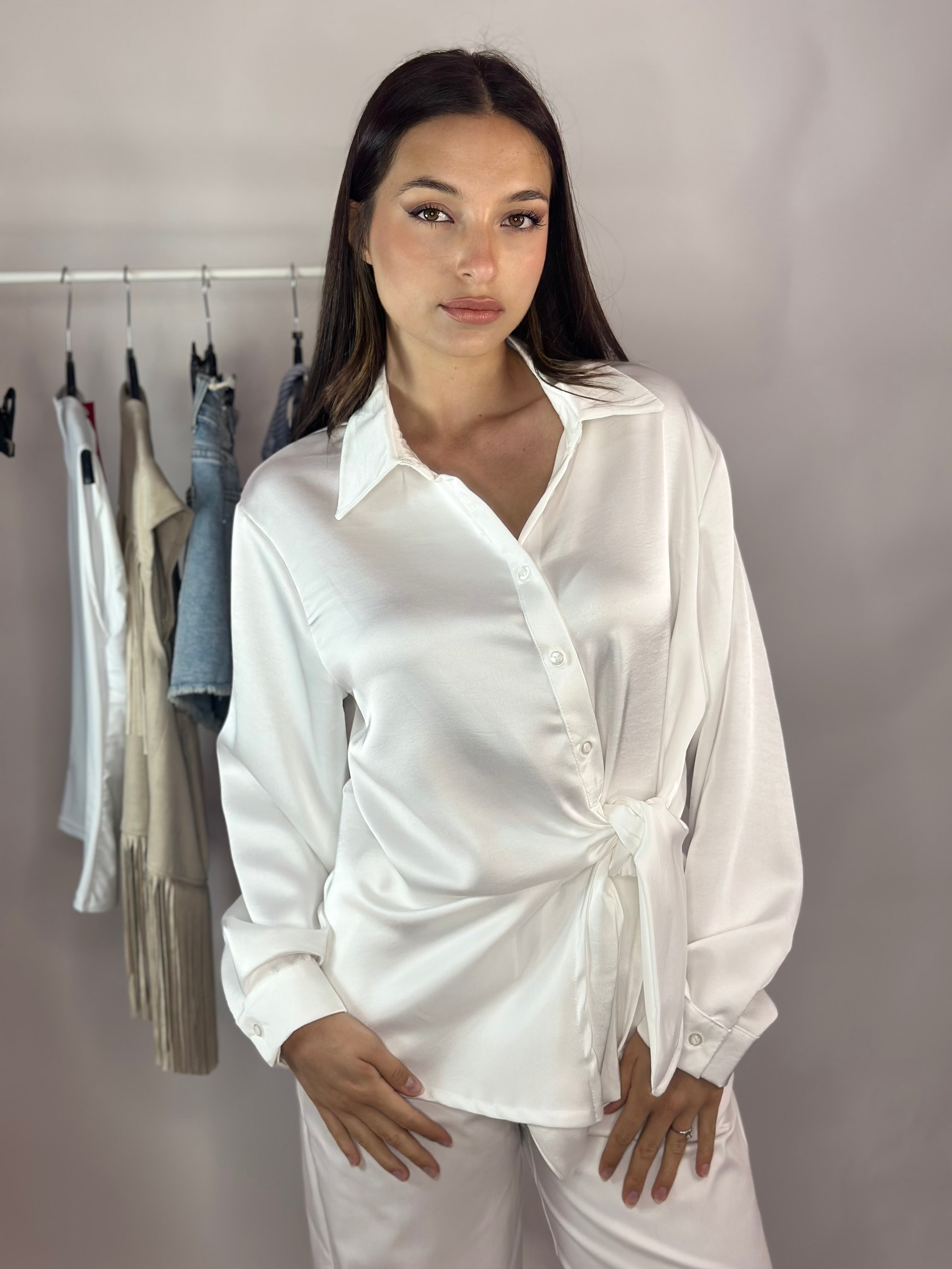 Camicia nodo elegante
